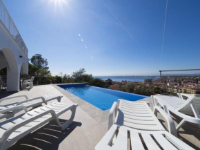 Erstaunliche Haus Mit Blick Auf Das Meer Und Die Stadt Nahe Dem Zentrum In Roses Inmosantos Casa Tordera